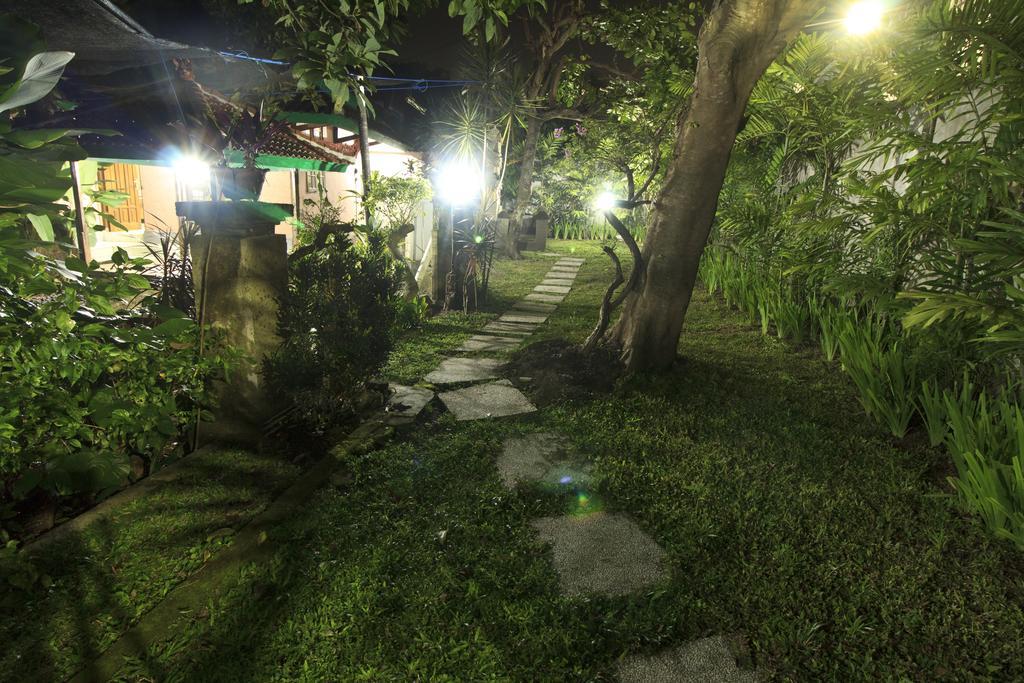 Villa Bale Seni Mataram Kültér fotó