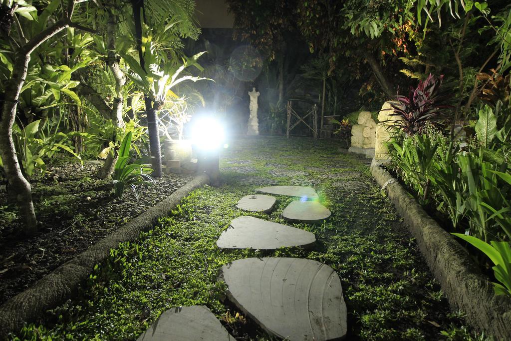 Villa Bale Seni Mataram Kültér fotó